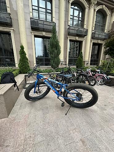 Упали с велика и погнулась передняя вилка(видно на фото). Отдам за