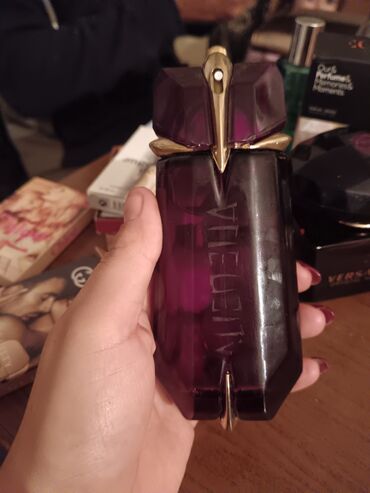 Parfemi: Adidas Icy Burst – eau de toilette - Brend: Adidas - Linija: Icy na lalafo.rs — 13 Parfemi: Adidas Icy Burst – eau de toilette - Brend: Adidas - Linija: Icy — 13