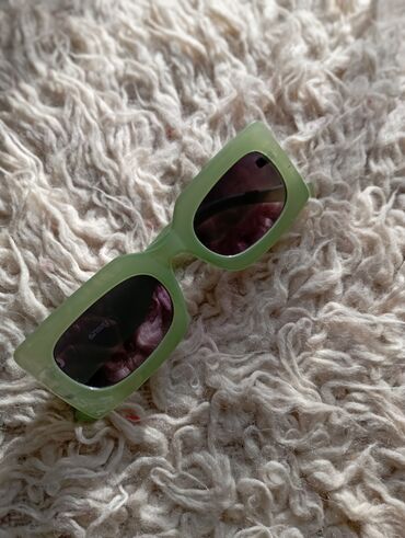 majbah naocare: Sunglasses, Zara, color - Green