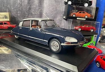 norev: Kolleksiya ücün avtomobil modeli Citroen DS23 Pallas blue silver — 4