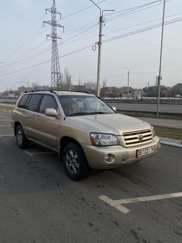 Toyota: Toyota Highlander: 2004 г., 3.3 л, Автомат, Бензин, Кроссовер