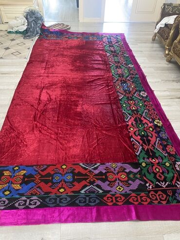 брендовые вещи оригинал: Туш кийиз, туш кийиздер, куржун, коночок, жаа, коокор, ат жабуу абдан