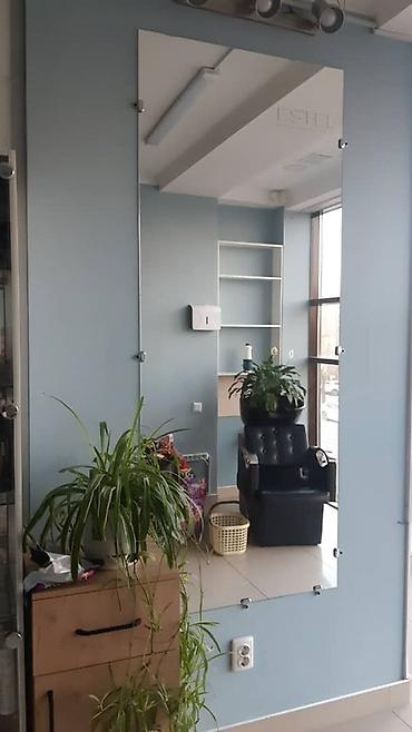 Другое оборудование для салонов красоты: Продается салонная мебель. Недорого. Мойка 1шт 19000с Кресла 3шт — 10