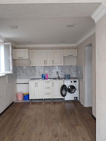 telnov küçəsi: 4 otaqlı, 160 kv. m, Orta təmir — 9