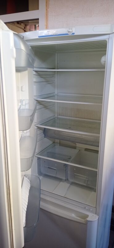 Soyuducular: 2 qapılı Indesit Soyuducu Satılır, rəng - Ağ — 6