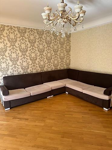 N.17. Kunc divan 150azn. Acilir taxt olur. Olcu deqiq bilinmir