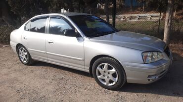 Hyundai: Hyundai Elantra: 1.6 l | 2004 il Sedan — 2