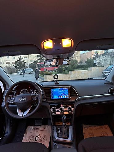 Hyundai: Hyundai Elantra: 2 l | 2019 il Sedan — 14