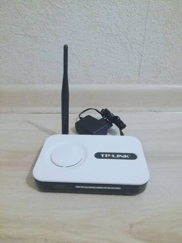 беспроводные модемы: Wi-Fi роутер рабочий, в хорошем состоянии, 1-антенный, TP-Link