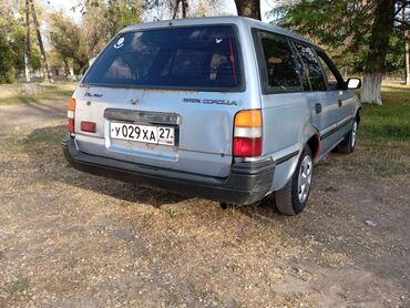 Toyota: Toyota Corolla: 1989 г., 1.3 л, Механика, Бензин, Универсал