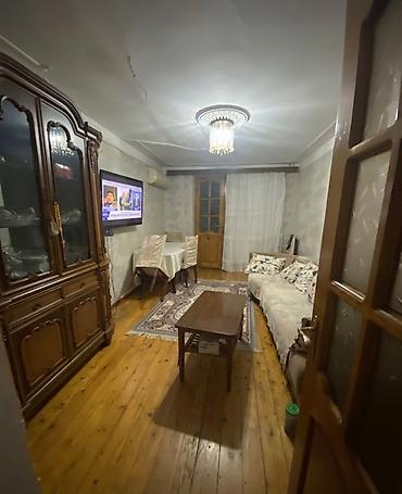 Mənzillər: Bakı, 3 otaqlı, Köhnə tikili, 62 kv. m — 2