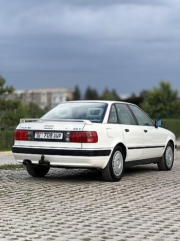 жак бу: Audi 80: 1992 г., 2.3 л, Кол менен иштөөчү, Бензин, Седан — 3