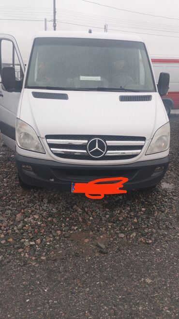 двигатель портер 1: Жеңил жүк ташуучу унаа, Mercedes-Benz