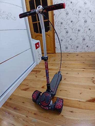 oyuncaq gitara: MehraSkuter İwiqli Musiqili teze kimi ‼️ 55 azn ( alinib 85 azn ) — 1