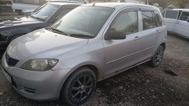 спортивный машина: Mazda Demio: 2004 г., 1.3 л, Автомат, Бензин, Хетчбек