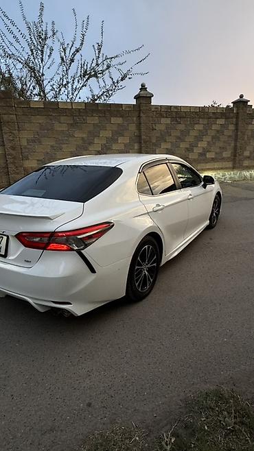corolla 2004: Toyota Camry: 2018 г., 2.5 л, Автомат, Бензин, Седан — 6