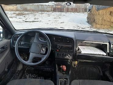 Volkswagen: Volkswagen Passat Variant: 1993 г., 1.8 л, Механика, Бензин, Универсал — 7