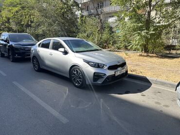 кия серато: Kia K3 (седан), серебристый металлик. Основные особенности: - Кузов
