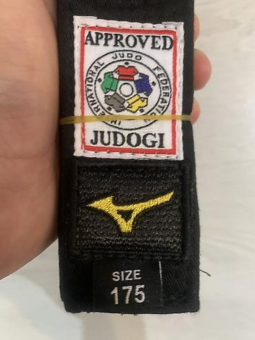 Ремни и пояса: Черный пояс для дзюдо Mizuno - Официальный допуск IJF: на ярлыке — 1