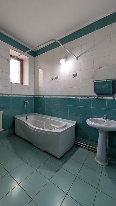 Продажа коттеджей и домов: Продаётся 2х этажный дом(по улице Перекопская) на 8 сотках с — 8