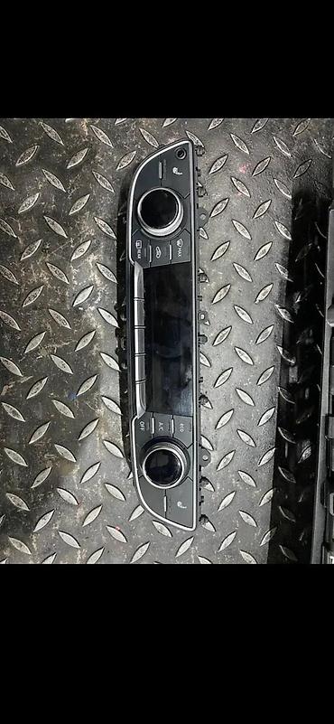 mb quart 250: AUDI Q7 4M 15-22 KLIMATRONIK KLIMA PREKIDAC 4M0820043AD | Audi q7 q5 — 3