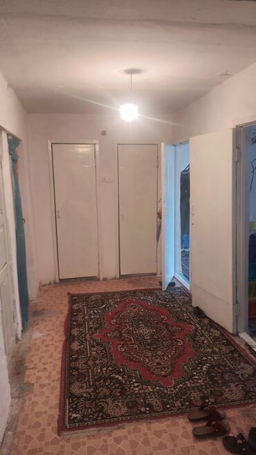 часный дом продаю: Үй, 350 кв. м, 3 бөлмө, Менчик ээси, Эски ремонт lalafo.kg да часный дом продаю: Үй, 350 кв. м, 3 бөлмө, Менчик ээси, Эски ремонт