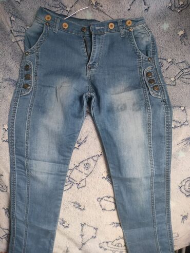 Женские брюки: Брюки разные, мужские,женские на подростка. качество хорошее. размеры — 5