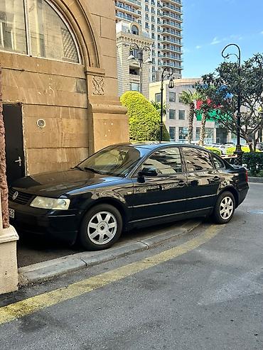 volkswagen passat 1: Volkswagen Passat B5, sedan kuzov, qara rəng. Mator yeni dəyişilib — 2