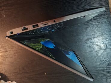 Dell: Intel Core i7, 8 GB OZU, 14 " — 9