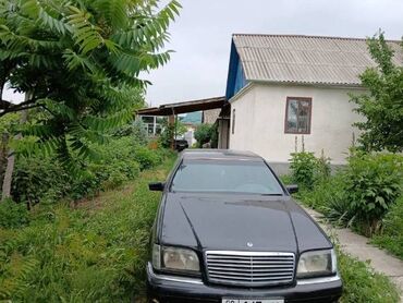 Mercedes-Benz: Мерседес 140, 1995 г.в., объем двигателя цвет черный, коротыш. В