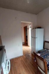 Uzunmüddətli kirayə mənzillər: Masazır dairəsində əsas yola yaxın Addelni həyət evində Bəy otaq -da lalafo.az — 8 Uzunmüddətli kirayə mənzillər: Masazır dairəsində əsas yola yaxın Addelni həyət evində Bəy otaq — 8