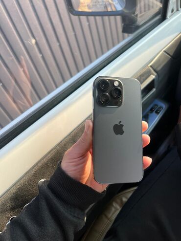 Apple iPhone: IPhone 14 Pro, Б/у, 128 ГБ, Black Titanium, Чехол, 85 %