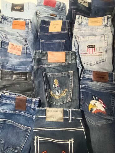 pantalone novi sad: Na veliko farmerke i pantalone 
Preko 100 pari breniranih pantalona