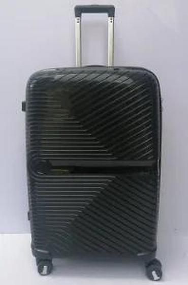 Putni koferi i torbe: Tvrdi koferi – set 3 komada, crni, sa reljefnim dijagonalnim linijama — 12