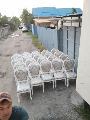 Стулья для зала: ЗАМАНБАП СТОЛ ЖАНА СТУЛДАР – ОРТОМЧУСУЗ, ТУЗ ЦЕХТЕН! Сиздин үйүңүзгө — 10