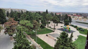 Uzunmüddətli kirayə mənzillər: Kirayə verilir. Mənzil Buzovna qəsəbəsində 234 nömrəli məktəbin — 3