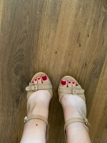 proljetne jakne c a: Sandals, Bata, 41