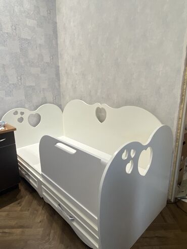 Yataq otağı dəstləri: Uşaq üçün funksional ağ çarpayı - Material: möhkəm MDF/şpon lövhə, ağ — 8