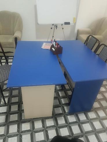 İşlənmiş, İşçi üçün, Künc masa