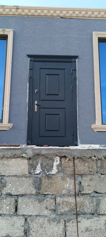 Pilləkən məhəccərləri: Demir qaplar her nov darvazalar rasotkalar pililalar navesler bistka — 35