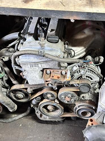 Двигатель Toyota V6, бензиновый, серия VZ (видна маркировка на