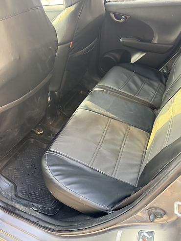 infinity fx35: Honda Fit: 2009 г., 1.5 л, Автомат, Бензин, Хэтчбэк — 9