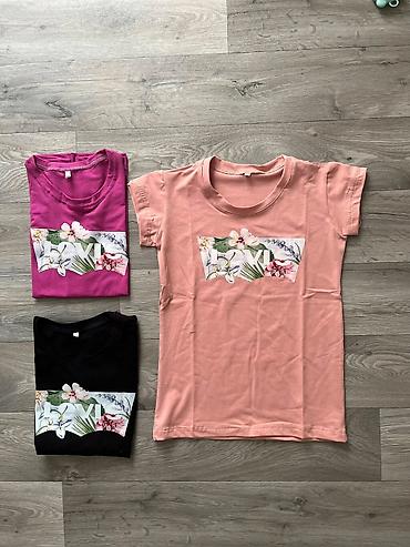 pederuse torbice: Ženske majice S,M,L,XL,XXL veličine 1 komad 2100 din 2 komada 3100 — 7