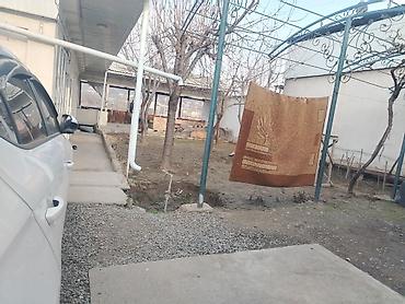 Продажа коттеджей и домов: Продается жилой дом с двором. - Планировка: несколько изолированных — 11