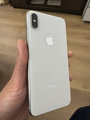 купить бэушные телефоны: IPhone Xs Max, Б/у, 64 ГБ, Белый, Чехол, 76 %
