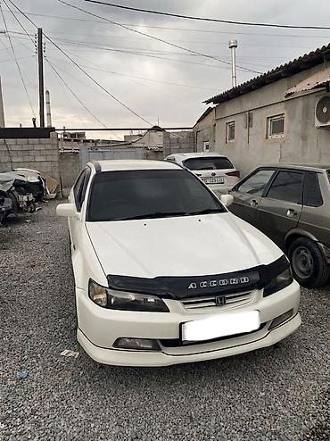 Продажа авто: Honda Accord: 2000 г., 2.3 л, Автомат, Бензин, Универсал — 4