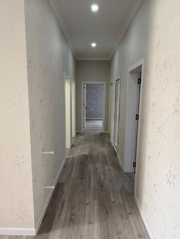 xacmazda is elanlari 2021: Binəqədi qəs. 4 otaqlı, 110 kv. m, Yeni təmirli