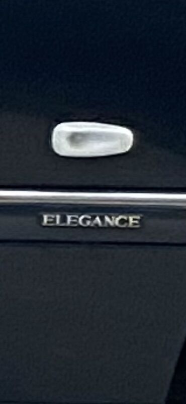 Mercedes-Benz: Mercedes-Benz E-Class: 1.8 l | 1998 il Sedan — 5