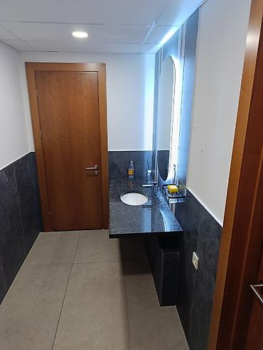 125: Аренда офисов, 165 м², В бизнес центре, С системой безопасности — 5