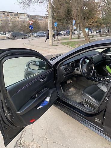 Renault: Renault : 2018 г., 2 л, Вариатор, Газ, Седан — 2